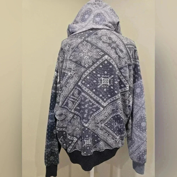 American Eagle Bandana Hoodie Size Small - Picture 5 of 8